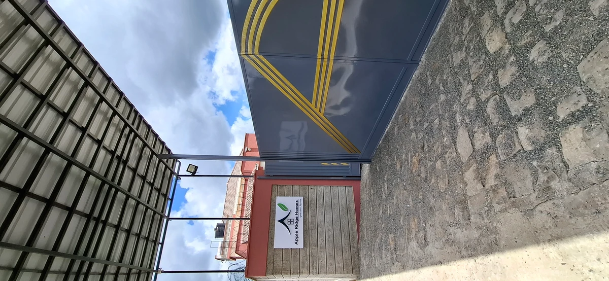 Main property image