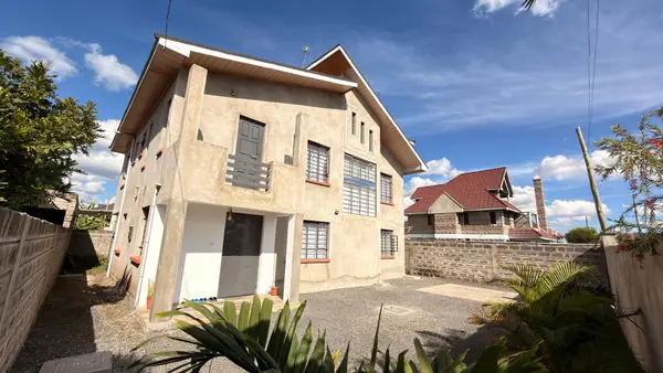 ✨ 5-BEDROOM 2-STOREY MAISONETTE + ATTIC/PRAYER ROOM FOR SALE✨ - Image 8