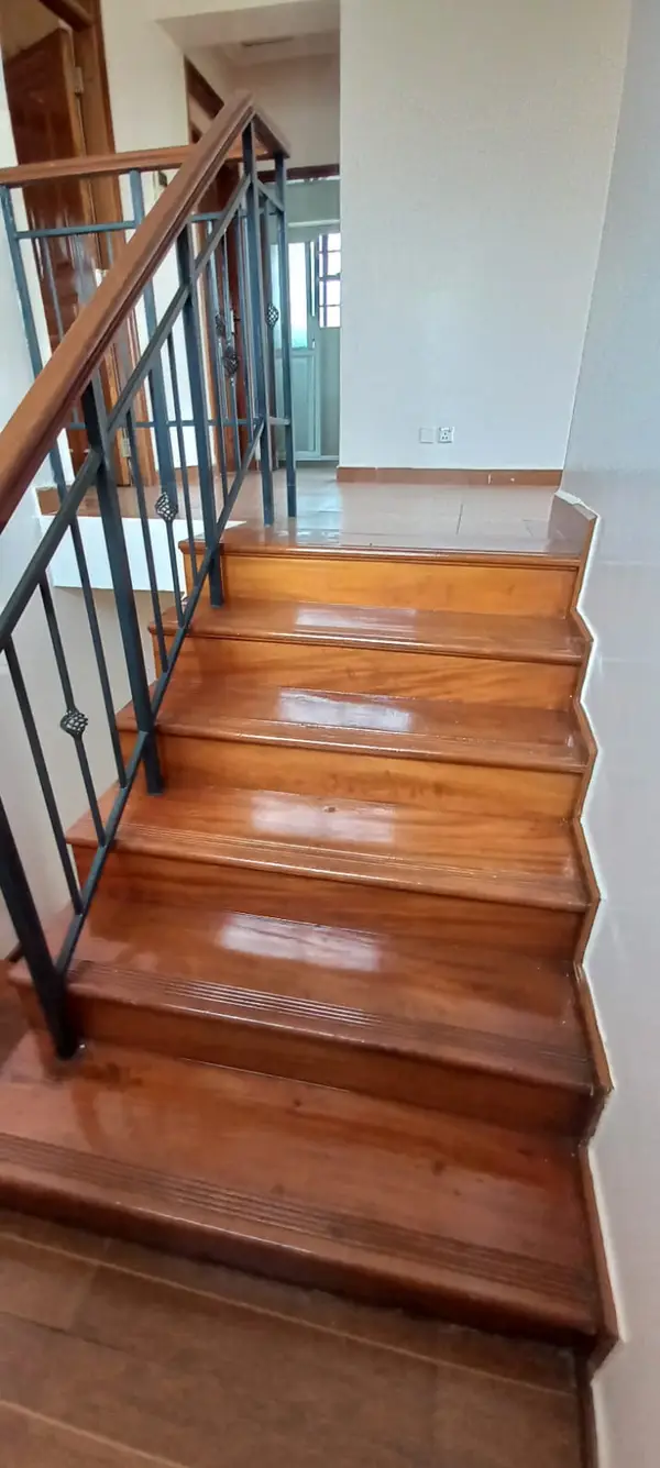 4 BEDROOM WITH SQ AVAILABLE TP LET IN EDENVILLE - Image 9