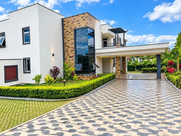 🏡 4BR + DSQ House To Let – Kijani Ridge - Image 2