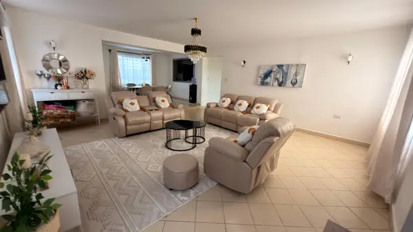 ✨ 5-BEDROOM 2-STOREY MAISONETTE + ATTIC/PRAYER ROOM FOR SALE✨ - Image 4