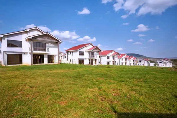 Serene Park-4 bedroom ultra modern villas - Image 3