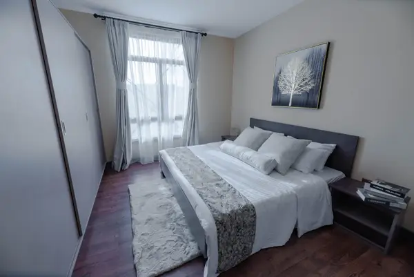 Maisha Makao - Luxurious 2-bed apartment in Tilisi - Image 3