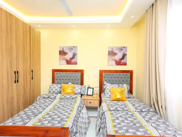 3 bedroom Master Ensuite plus DSQ - Image 2
