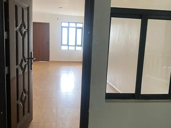 Spacious 2-Bedroom Apartment with Modern Finishes  - Image 5