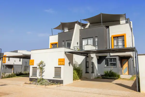Maisha Mema-luxurious 3 bed villa + DSQ in Tilisi - Image 15