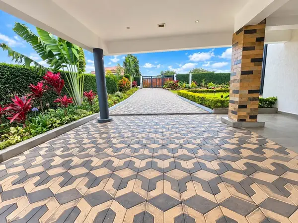 🏡 4BR + DSQ House To Let – Kijani Ridge - Image 3