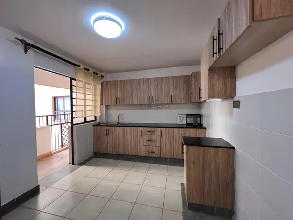 3 BEDROOM WITHOUT SQ AVAIBLE FOR SALE IN UTHIRU - Image 5