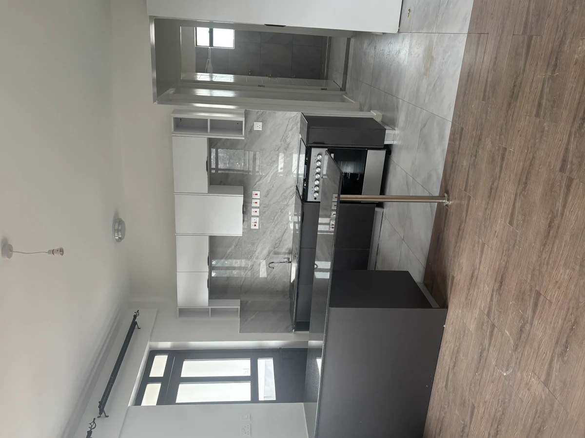 Main property image
