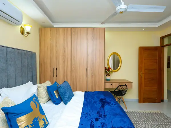 3 bedroom Master Ensuite plus DSQ - Image 4