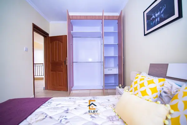 4 BEDROOM + DSQ AVAILABLE FOR SALE N EDENVILLE - Image 11